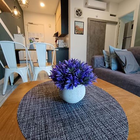 Robertson Cozy 3 Bedroom Family Suite With Netflix Kuala Lumpur Exterior photo