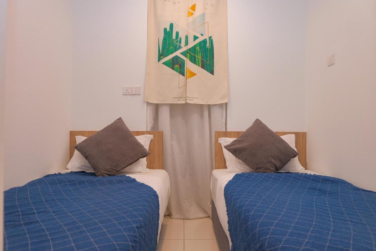 Robertson Cozy 3 Bedroom Family Suite With Netflix Kuala Lumpur Exterior photo